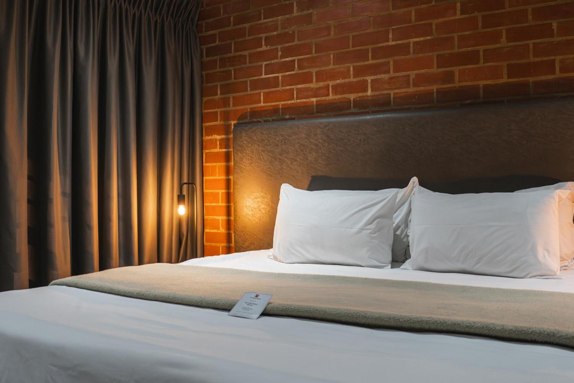The Wild Peach - Menlyn Hotel Pretoria Exterior photo