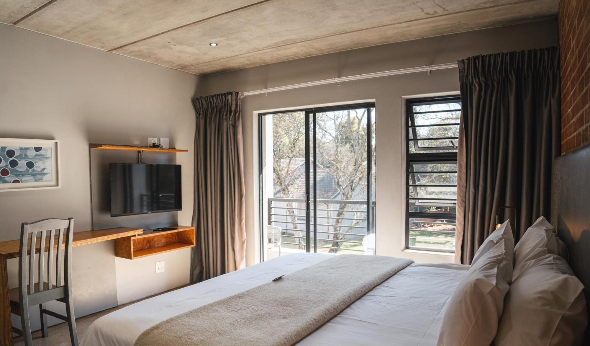 The Wild Peach - Menlyn Hotel Pretoria Exterior photo