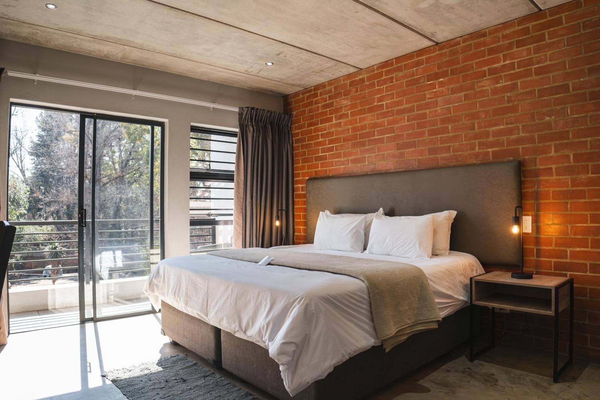The Wild Peach - Menlyn Hotel Pretoria Exterior photo
